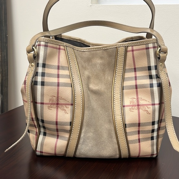 Unique Burberry tote /suede panels - Picture 6 of 11